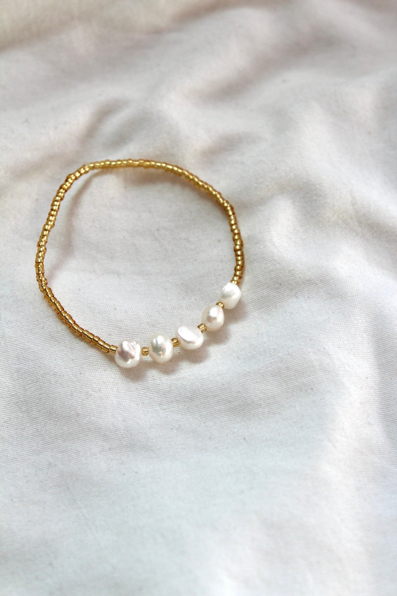 Pearl bracelet
