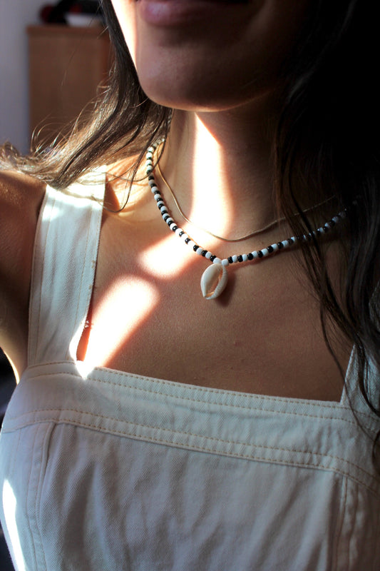 Black and white shell necklace