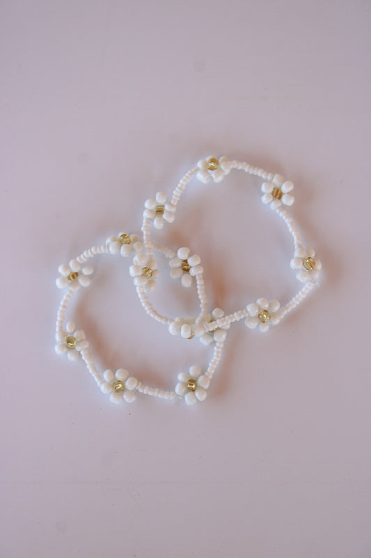 Daisy bracelet